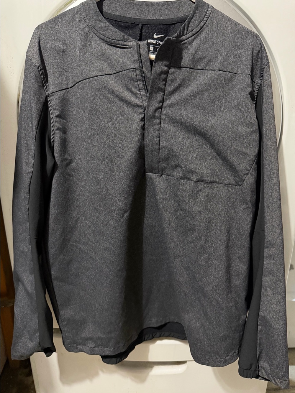 Nike Men's Dark Gray Lightweight Pullover Shirt Jacket